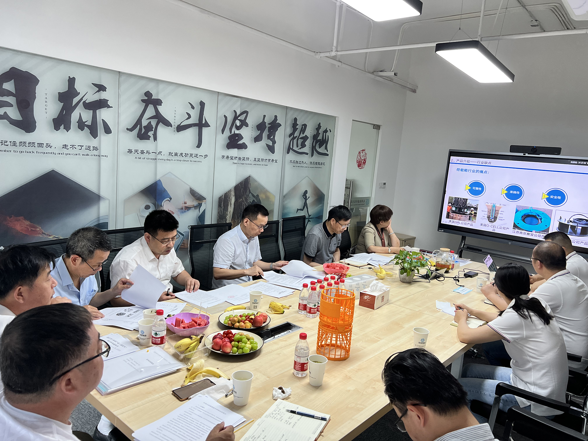 歐感環(huán)帶式荷載箱通過省級(jí)工業(yè)新產(chǎn)品鑒定驗(yàn)收